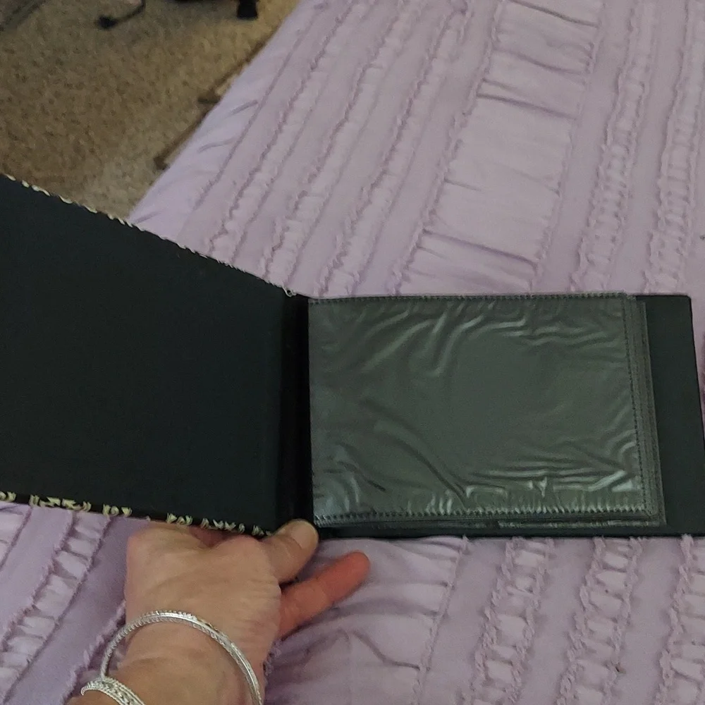 Black and white damask pattern Initial 'L' Photo Album